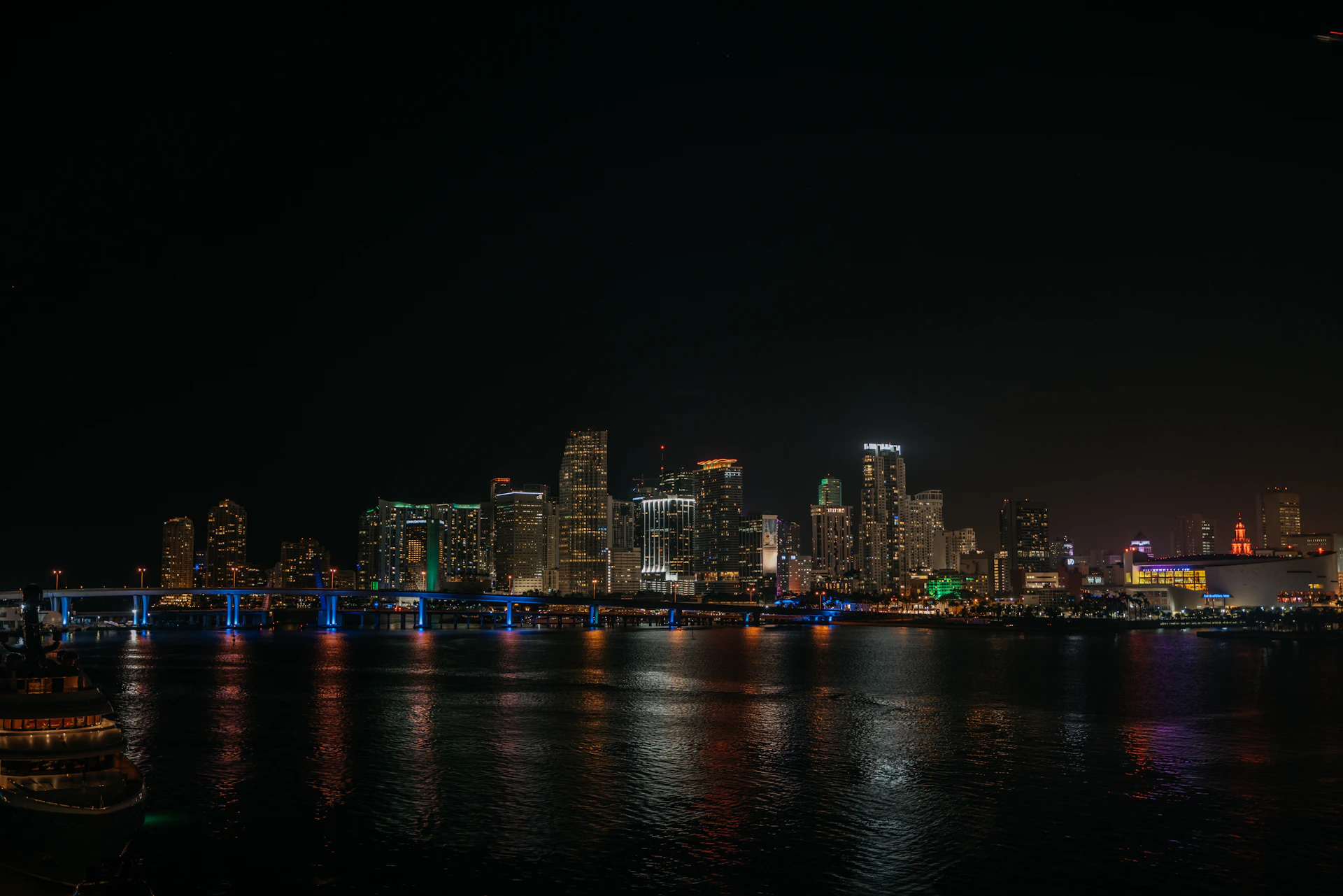 Zonas estratégicas de inversión inmobiliaria en el skyline de Miami